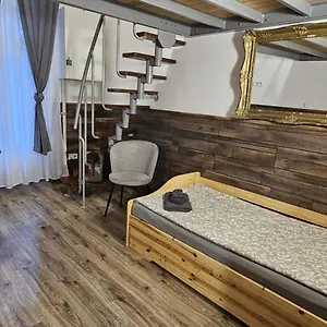 Apartamento Quiet And Central 2 Bedrooms 2 Bathrooms In The Heart Of, Budapest